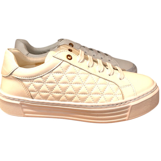 Via Nova Floss Sneaker