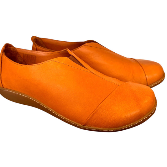 Via Nova Koo Slip-on Shoe