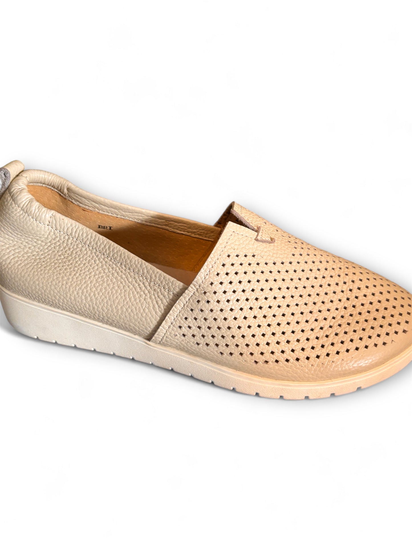Lavida Bri Perforated Slip on Cream