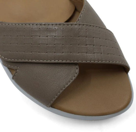 Tesselli Tuesday Darkstone Wedge Sandal