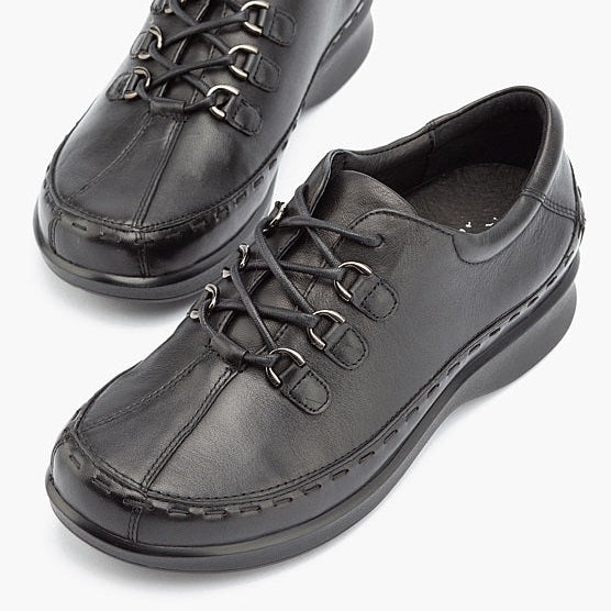 Klouds Yasmin Lace up Black sz 44