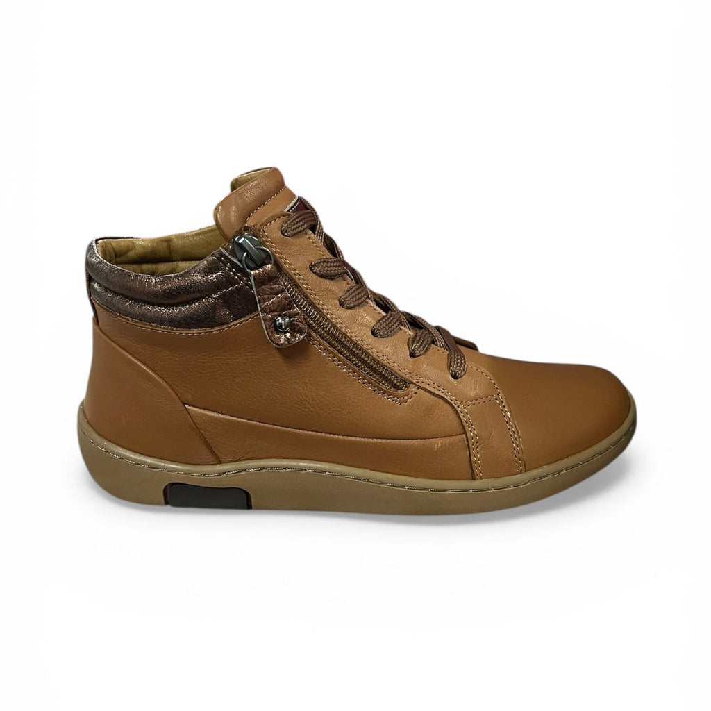 Bonnii Amanda High-top Sneaker