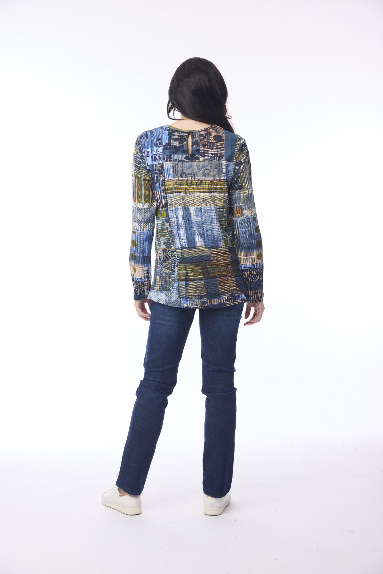 Orientique Isfahan Long Sleeve Tee