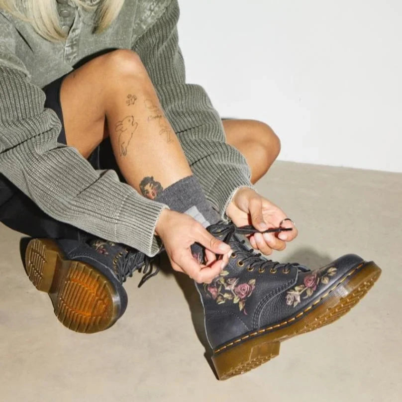 Dr Marten 1460 Black Nappa Boot HBE-9087 – The Happy Shoe Shop