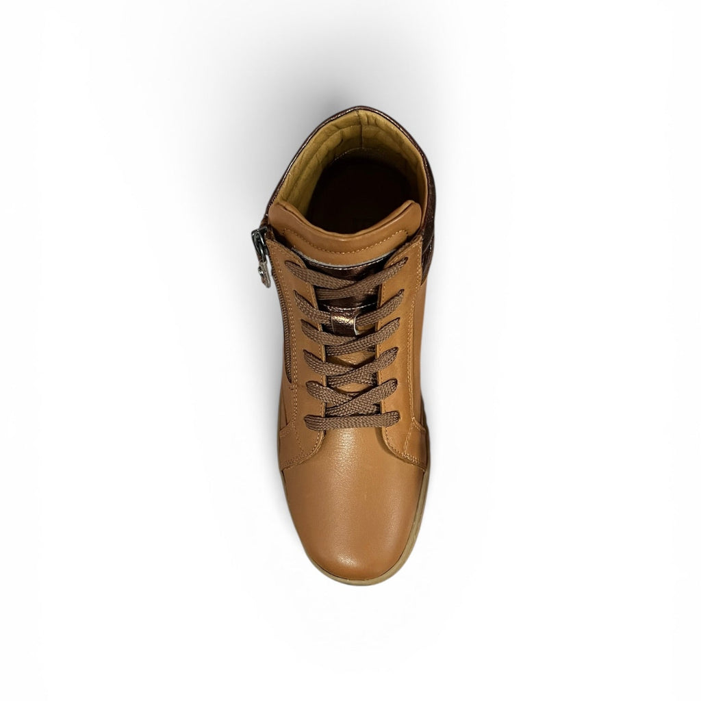 Bonnii Amanda High-top Sneaker