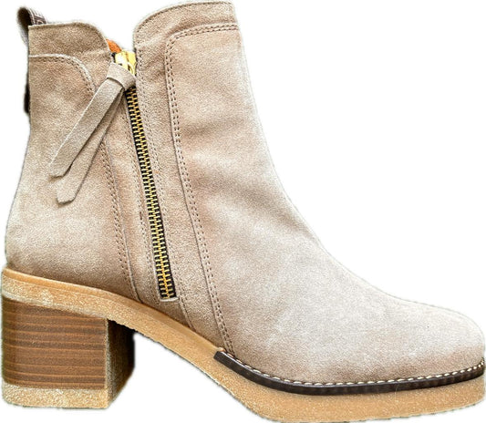 Desiree Donnie Boot Taupe