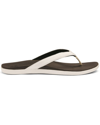 Olukai Ho'Opio Thong White on Black sz 8