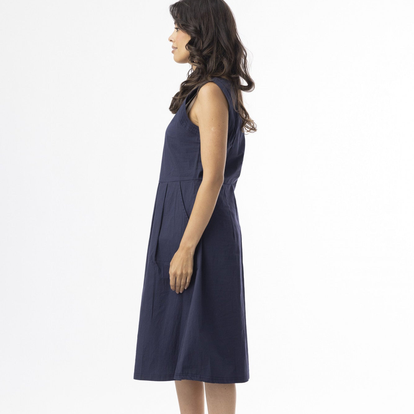Orientique Sleeveless Pleated Bangalene Dress
