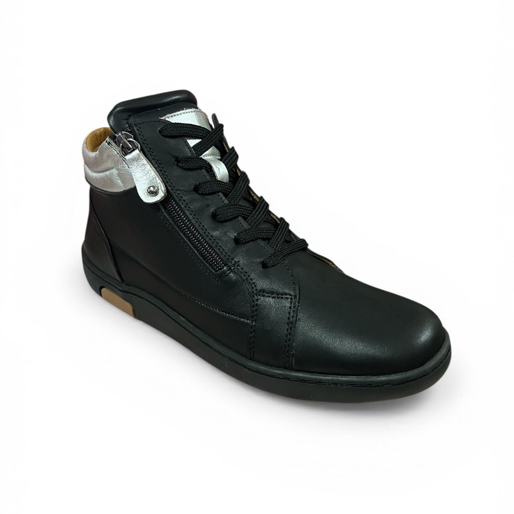 Bonnii Amanda High-top Sneaker