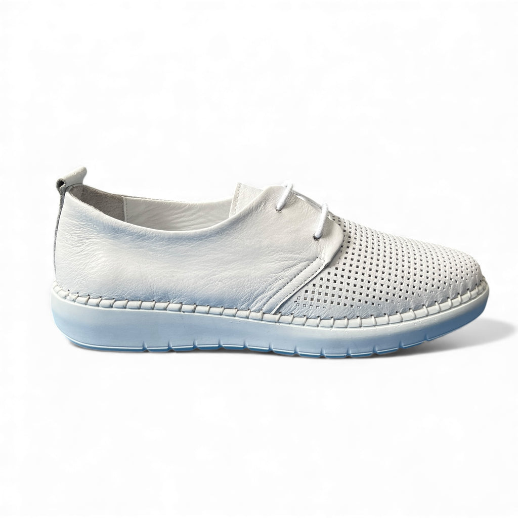 Le Sansa Barren Sneaker