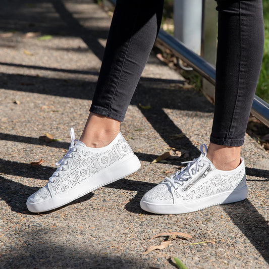 CC Resorts Davan Sneaker