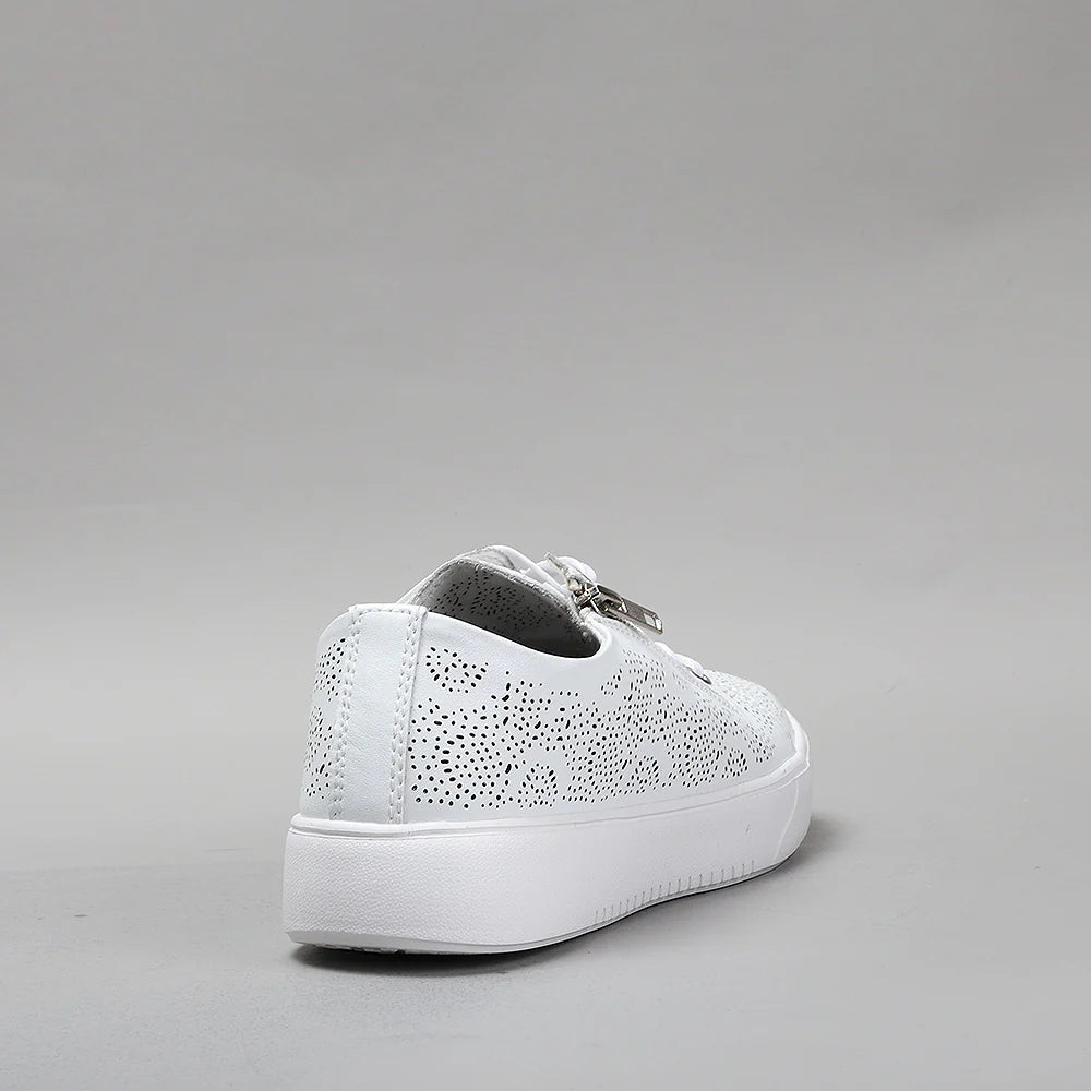 CC Resorts Davan Sneaker