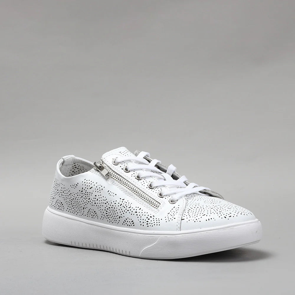 CC Resorts Davan Sneaker