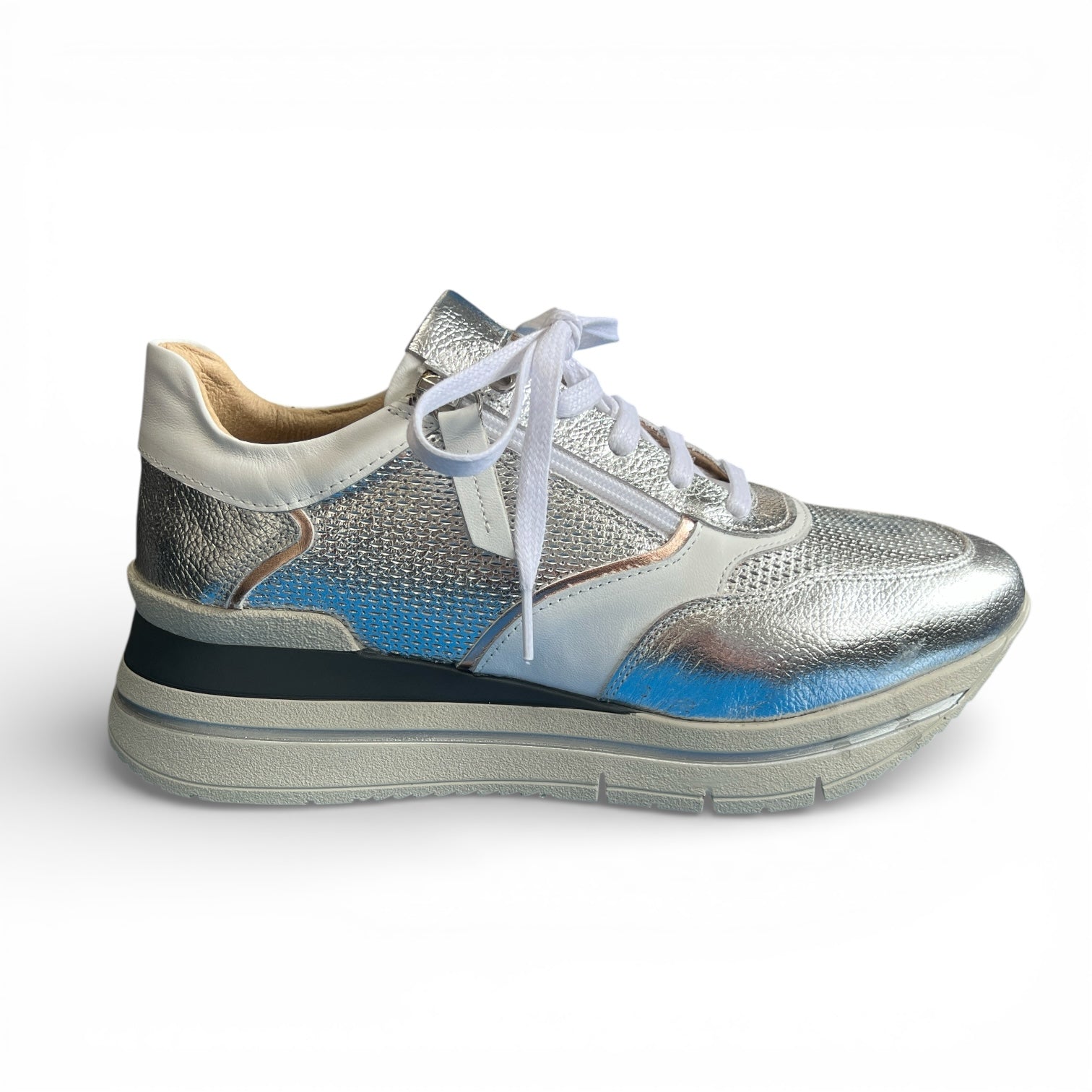 Le Sansa Adelyn Sneakers