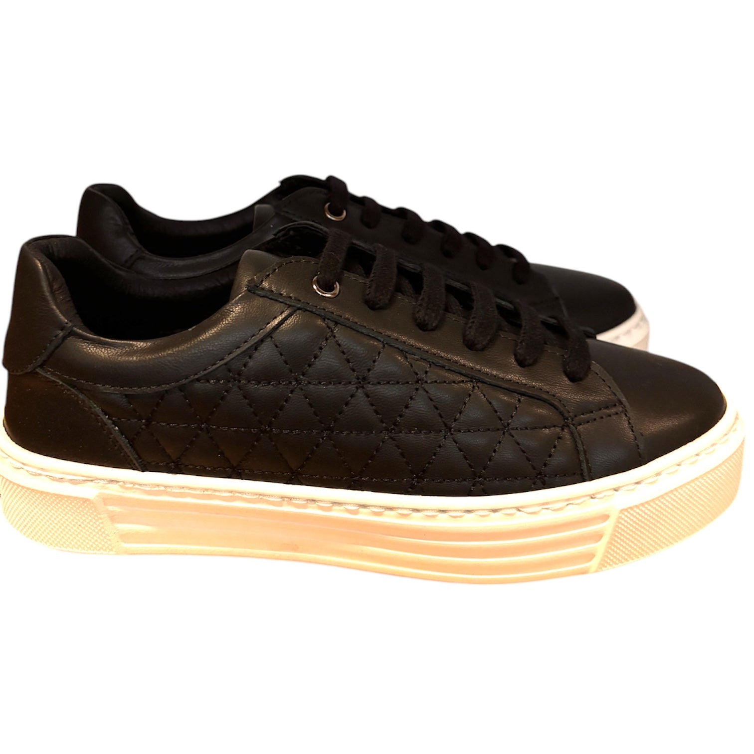Via Nova Floss Sneaker
