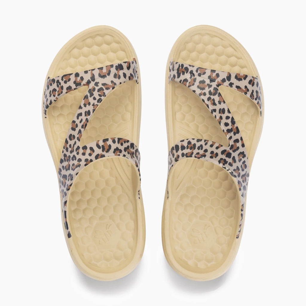 JoyBees Everyday Sandal