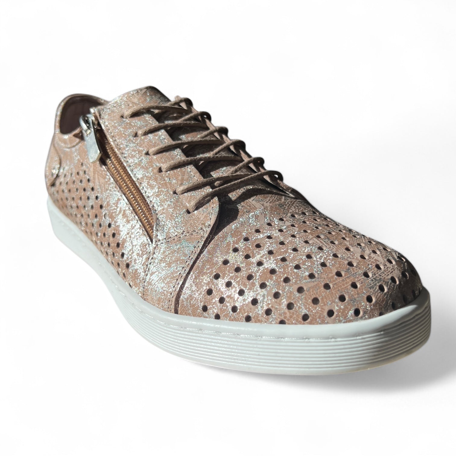 Cabello EG17P Perf Sneaker