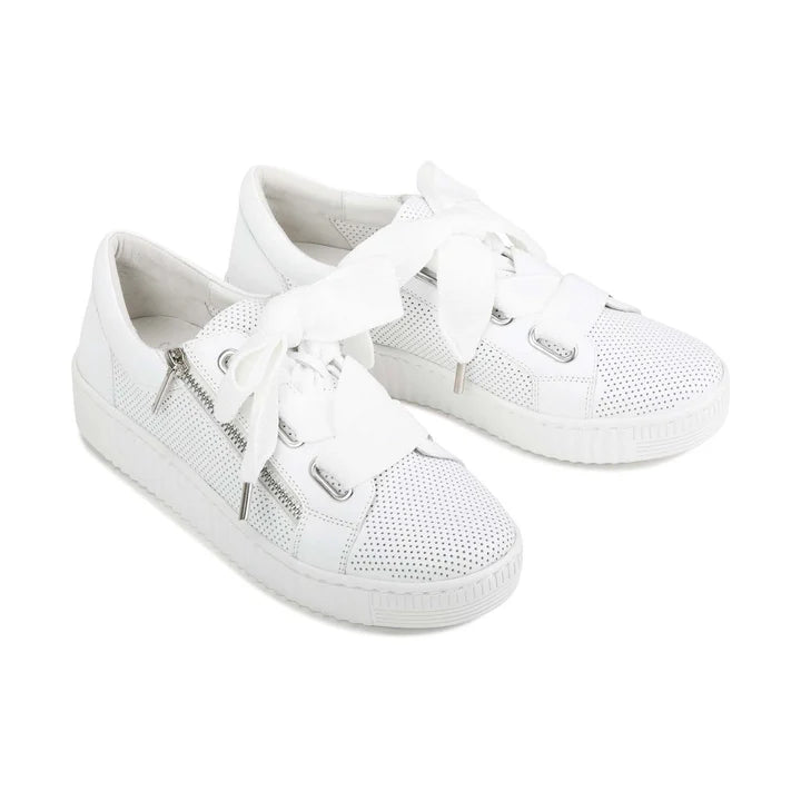 EOS Jovi Perf Sneaker