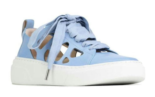 EOS Minnie Perforated Sneaker