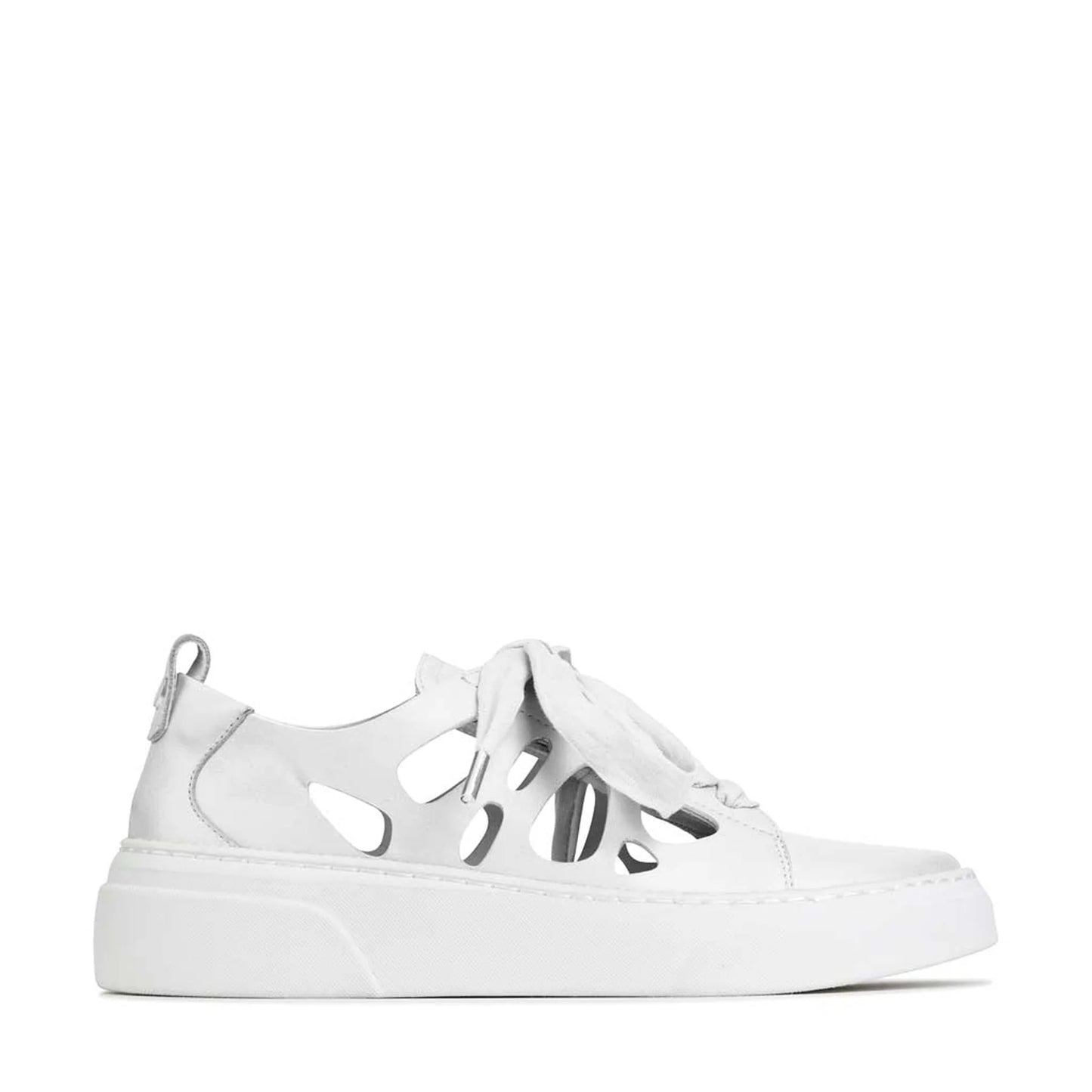 EOS Minnie Perforated Sneaker