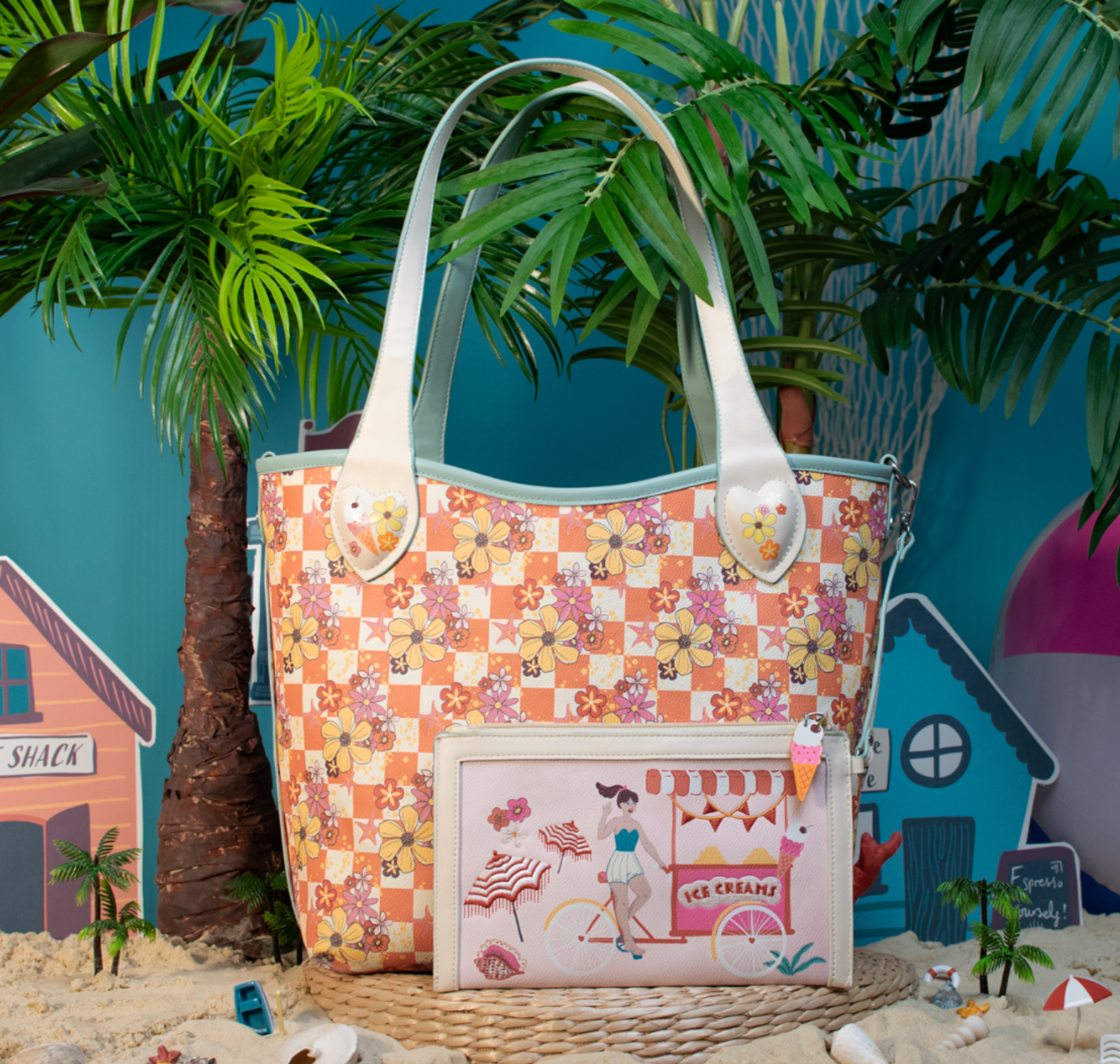 Vendula London Sands Reversable Tote and Pouch