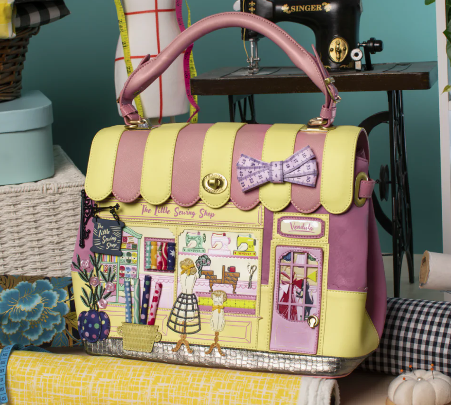 Vendula London Vendula Sewing Shop Grace Bag - Raspberry Edition