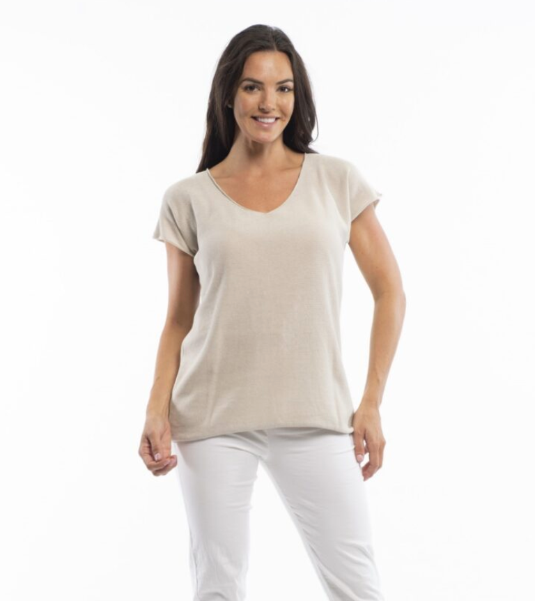 Orientique Essentials Tee V Neck Sand