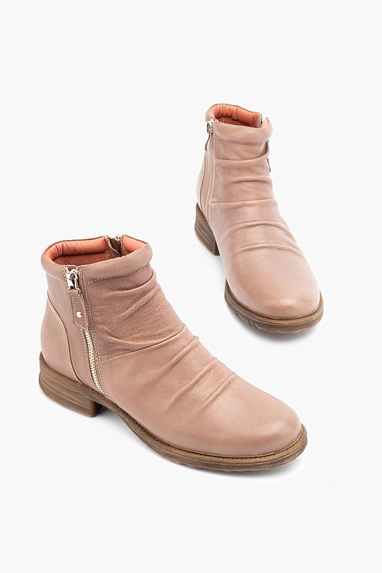 Silver Lining Tamara Boot Taupe 