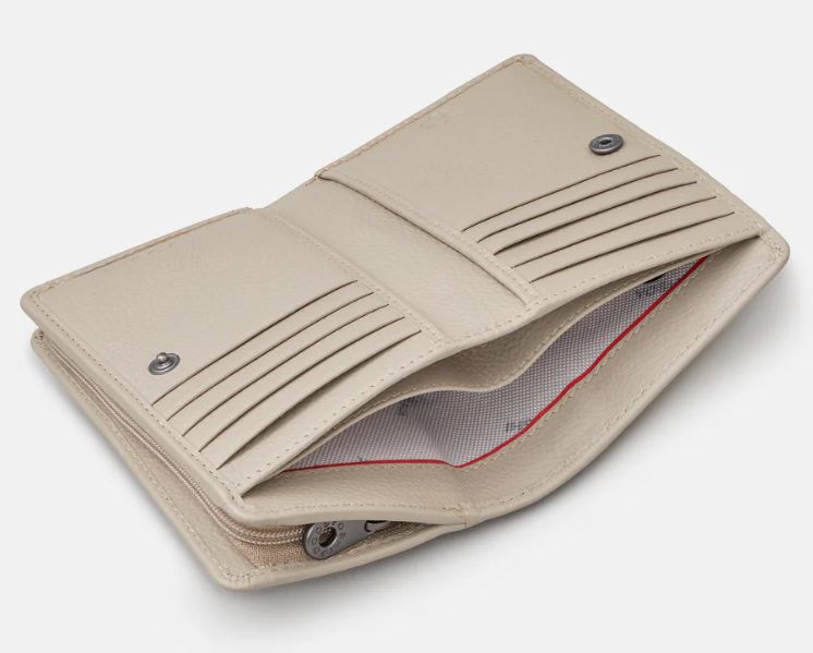 Yoshi Leather Zip around Purse Country Cottage