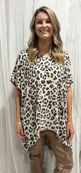 Harmonie Collections Olivia Leopard Print Top