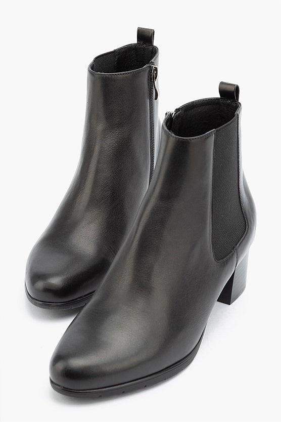 Klouds Myrtle Heeled Zip Boot Black