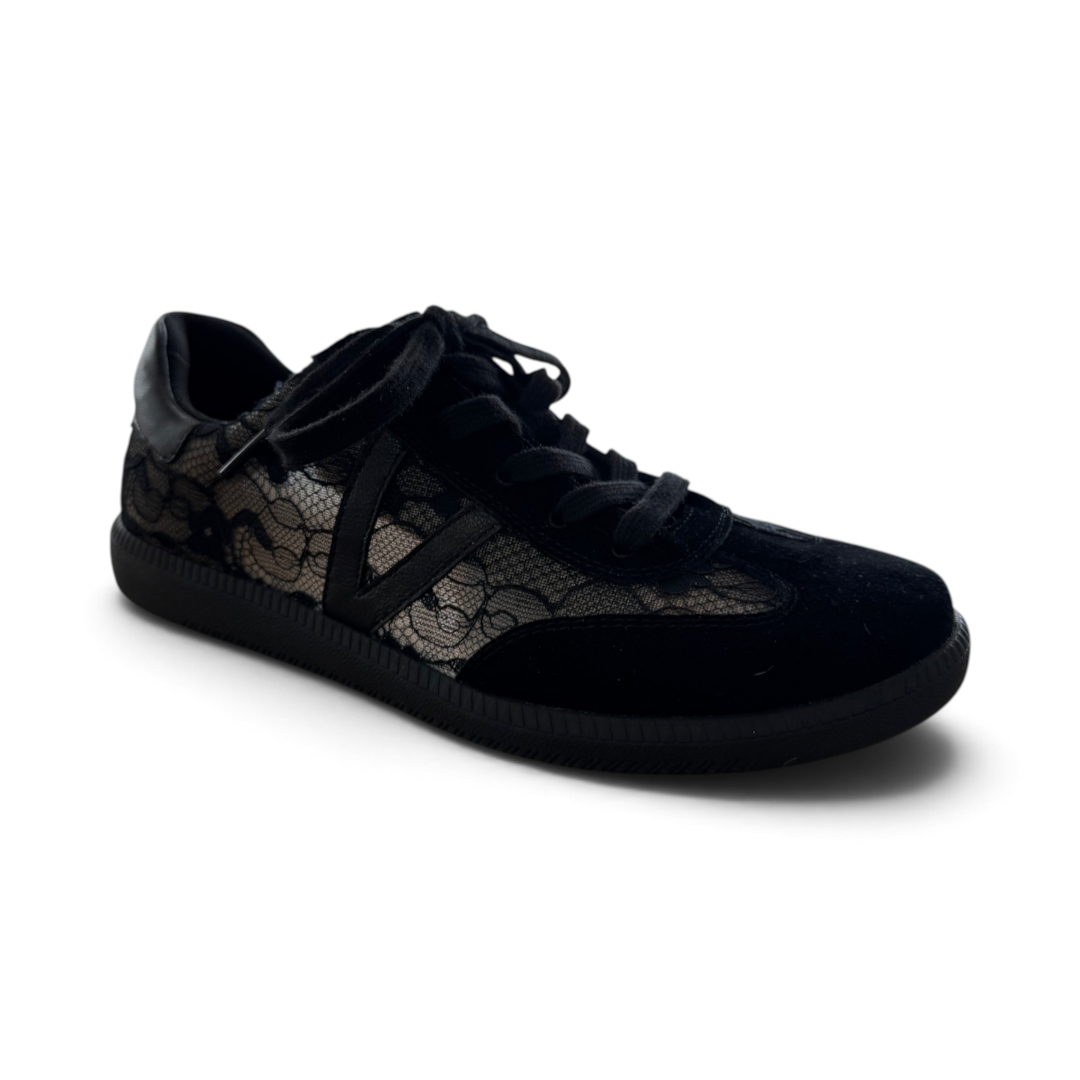 The Happy Shoe Shop Via Nova Flirt black lace sneaker with floral pattern, suede panels, and lace-up fastening.