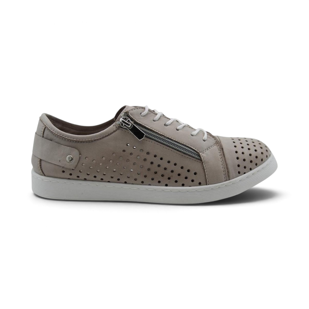 The Happy Shoe Shop Cabello EG17 taupe leather sneaker with perforated detailing, side zip, and white lace-up closure.
