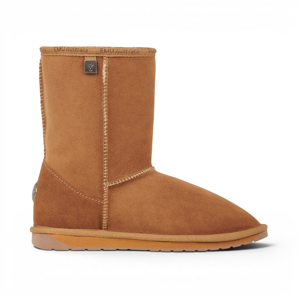 The Happy Shoe Shop Emu Australia Platinum Stinger Lo sheepskin boot in tan. Water-resistant, double-face sheepskin.