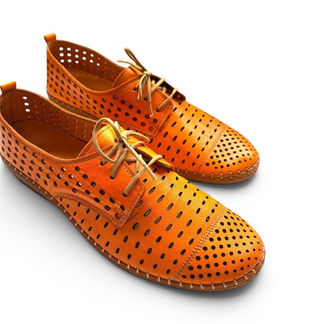The Happy Shoe Shop Cabello Kroon orange leather lace-up shoes with perforated design and contrast stitching