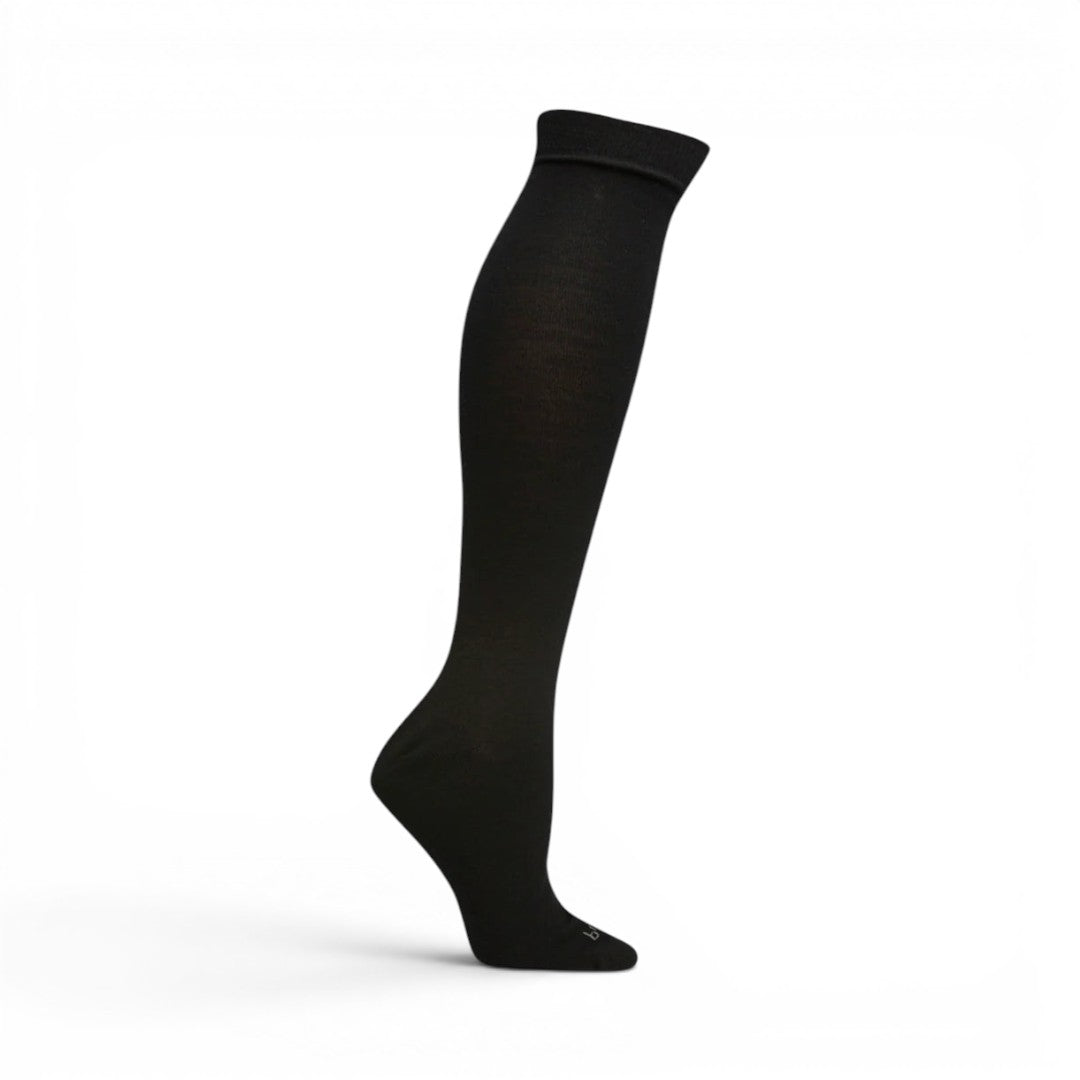 The Happy Shoe Shop Pussyfoot black merino wool knee-high socks with reinforced toe and heel for comfort and durability.