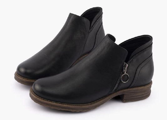 Silver Linings Tiffany Boots 