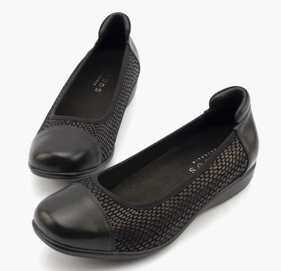 Klouds Walnut Stretch Flat