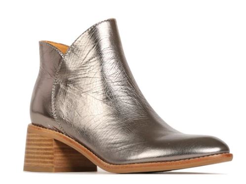 EOS Wylie Champagne Crinkle Heel Boot 